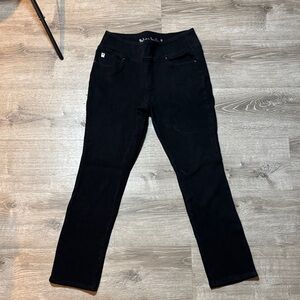 Belle by Kim Gravel Black Skinny Jeans